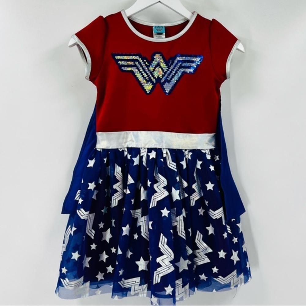 Wonder Woman‎ Sequins WW Stars Kids Costume with Cape - Red and Blue Size M7/8